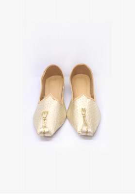 Off white hajar bota wedding nagra