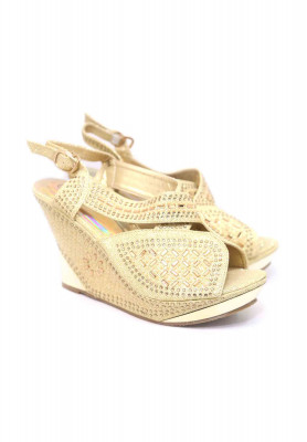 Golden pearl stone balance heel