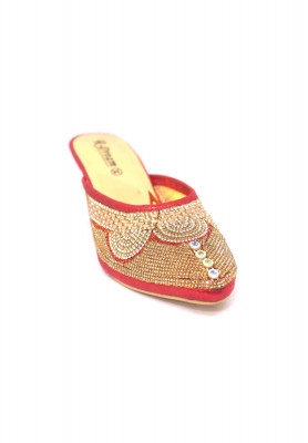 Maroon-red stone karchupi wedding nagra