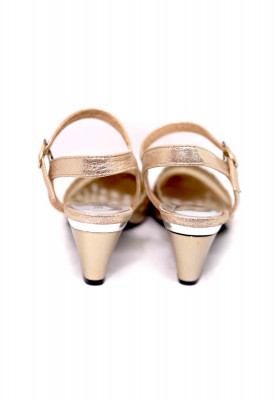 Glassy pattern stone karchupi box heel