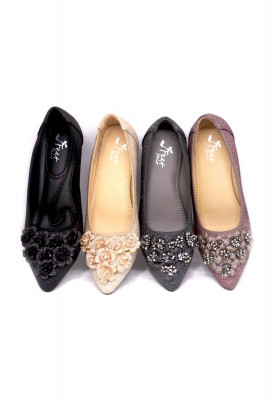 Golden artificial leather floral stone box heel