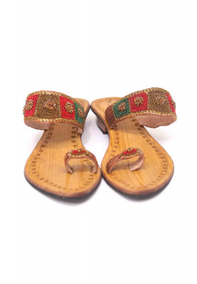 Antic leather karchupi half heel