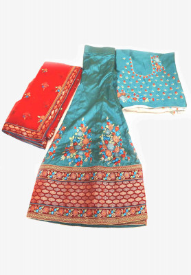 Dhupiyan katan butics party lehenga