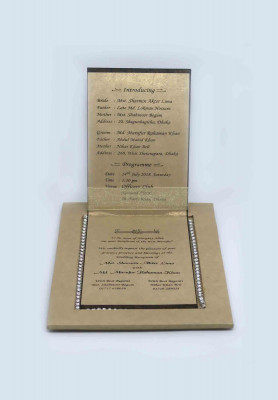 Flip style wedding invitation card