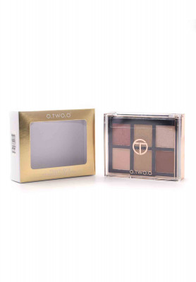 O. TWO. O Eyeshadow & Blusher Palette