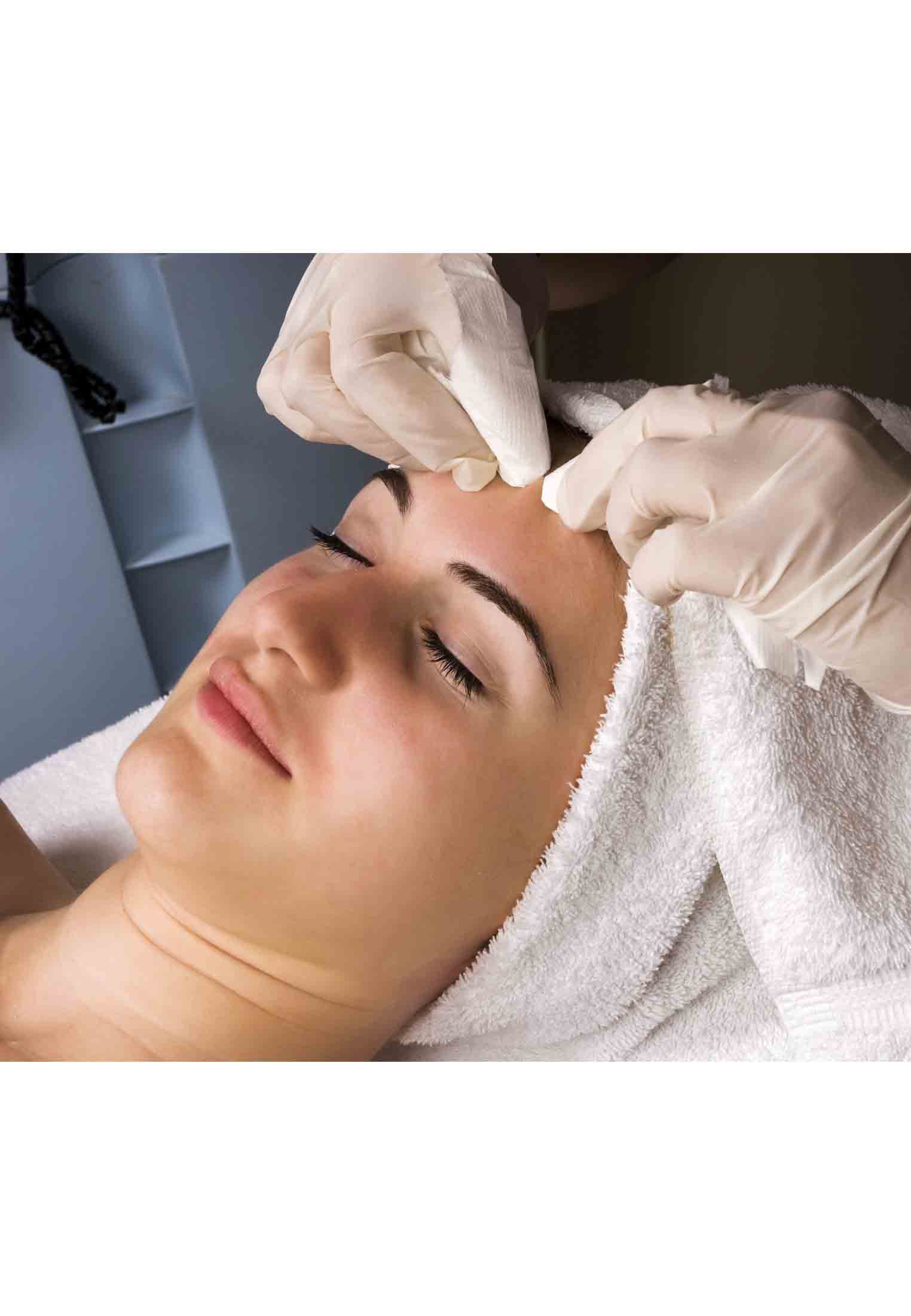 Attractive bridal mehedi and facial package