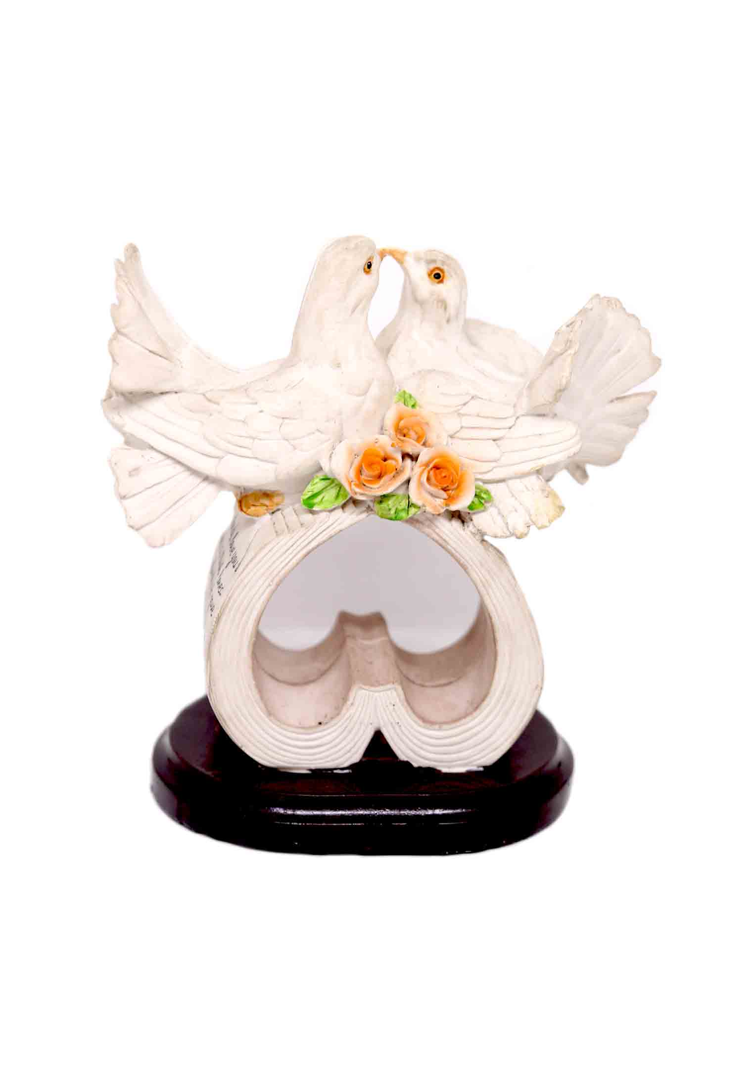 Unique Showpiece of flowers & pigeons.