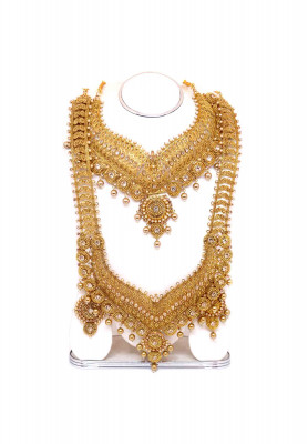 Sita Haar and Necklace