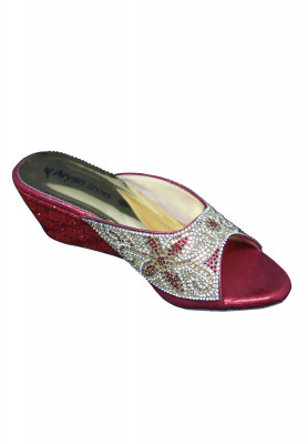 Maroon and Golden Dorse Heel