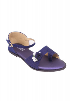 Local Flat Sandal