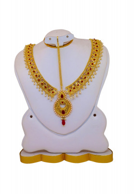 V shape party Gold plated tyra 