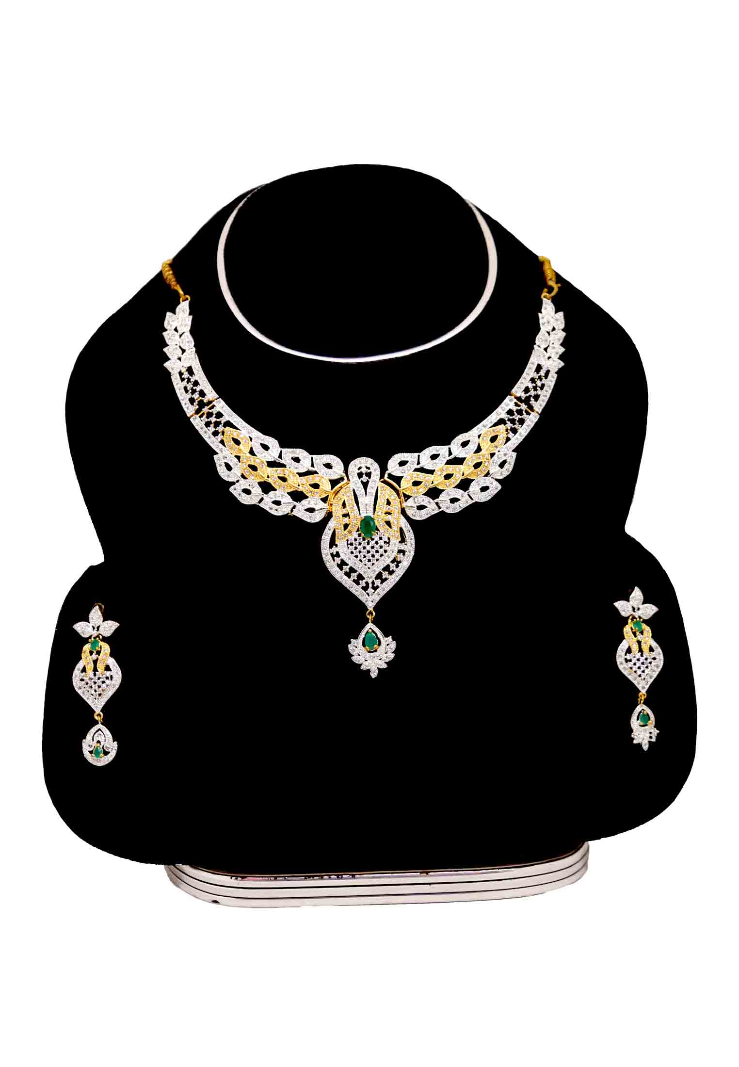 9 Vori Diamond Cut Necklace