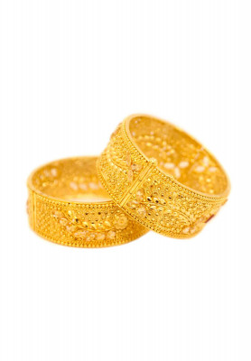 Unique Gold plate Chur