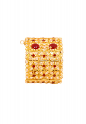 Round Gold Platted Chur