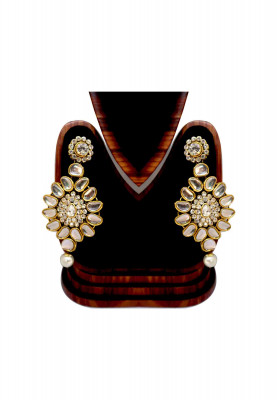 Kundon Necklace with Earring and Tickli