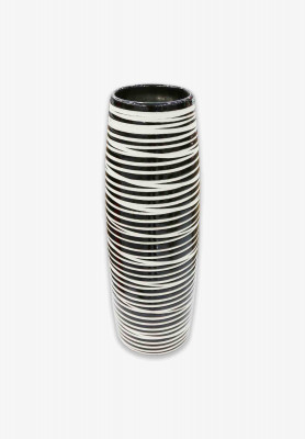  A Beautiful Chinese Flower Vase
