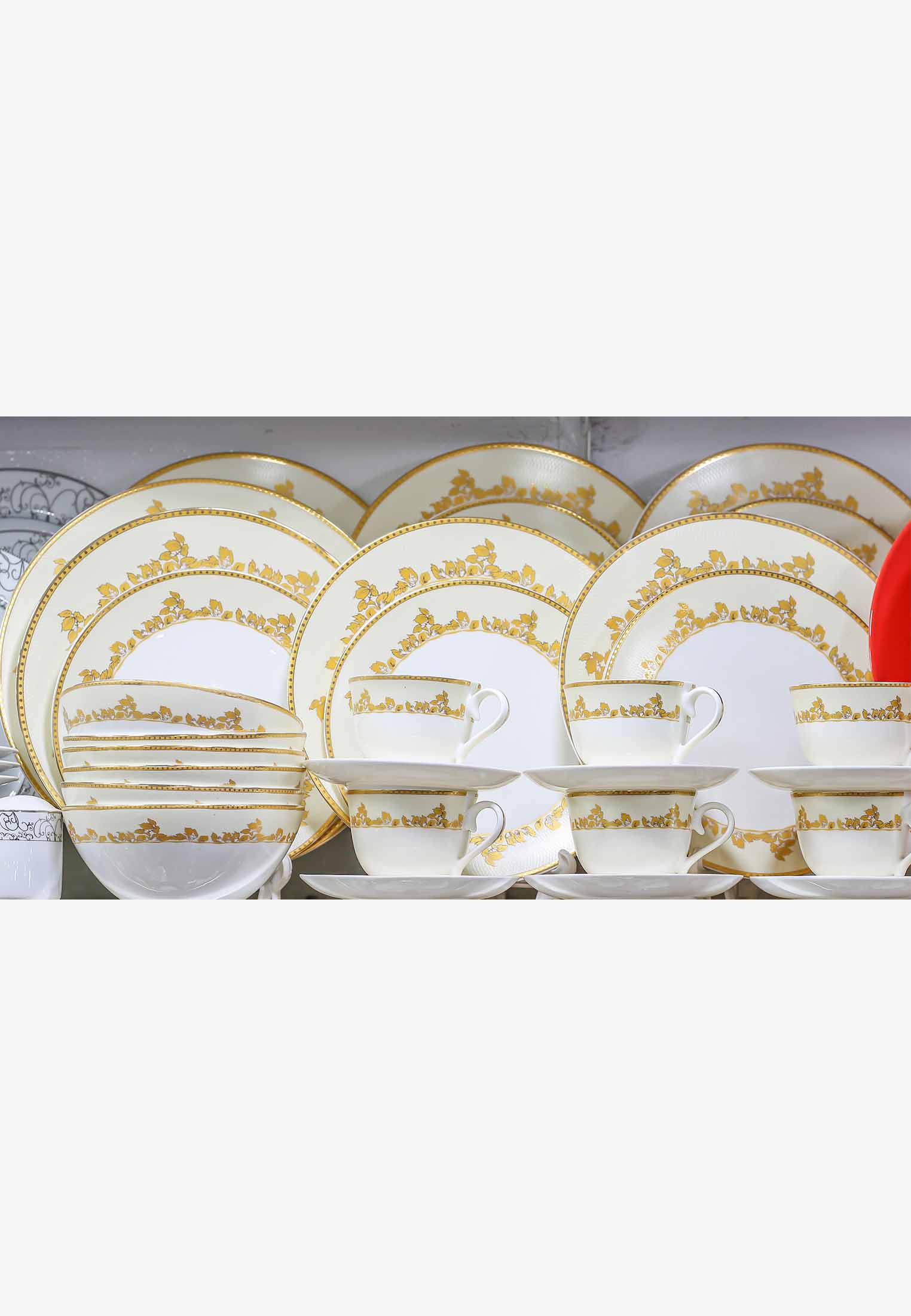 32 Pieces Dinner Set