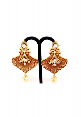 Pearl Kundon Ear ring